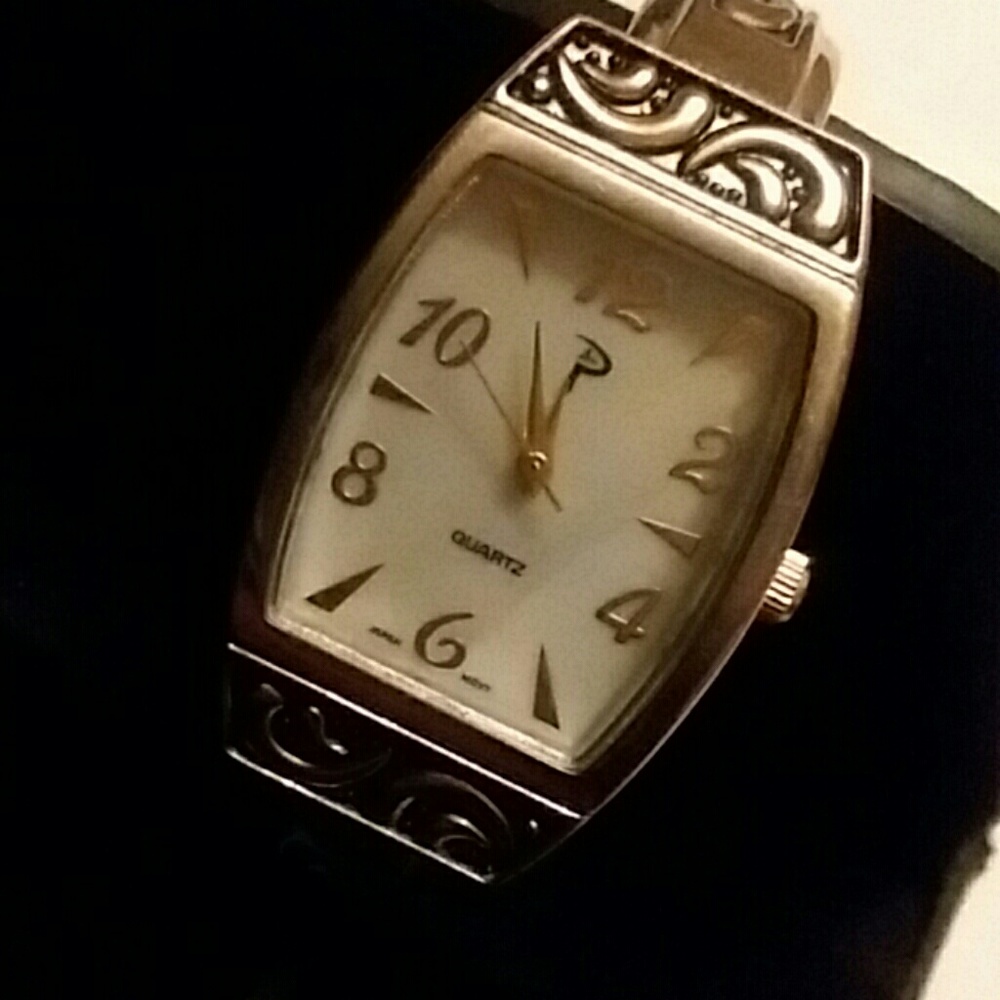 Pre-Owned P Quartz Fashion Watch